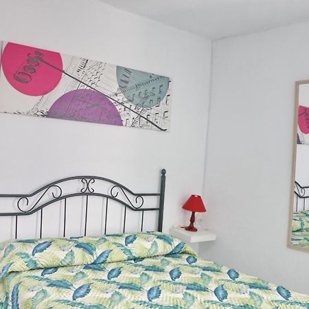 Habitacion Velarde Conil De La Frontera Exterior foto